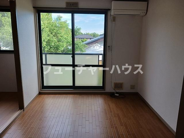 ピュアハイツ川口の居間・リビング