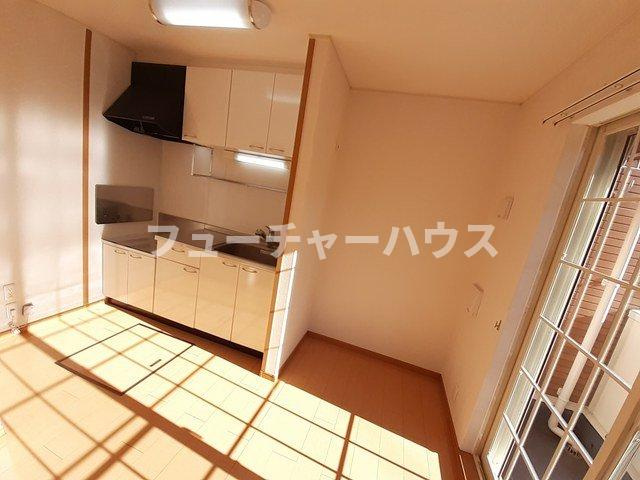 メゾン　ボヌールのキッチン|コンパクトなキッチンで掃除もラクラク
