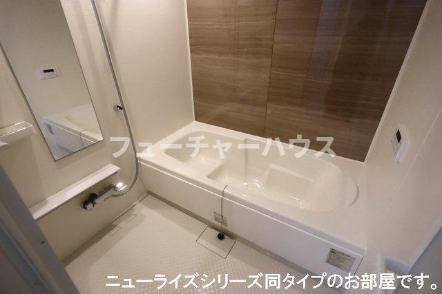 グレイス　フォレスト　エムズの浴室|落ち着いた空間のお風呂です