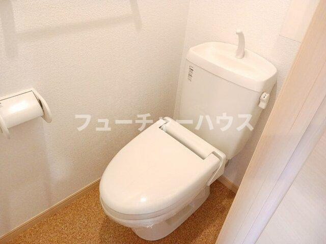 アクア　ガーデン　Ⅱのトイレ|コンパクトで使いやすいトイレです