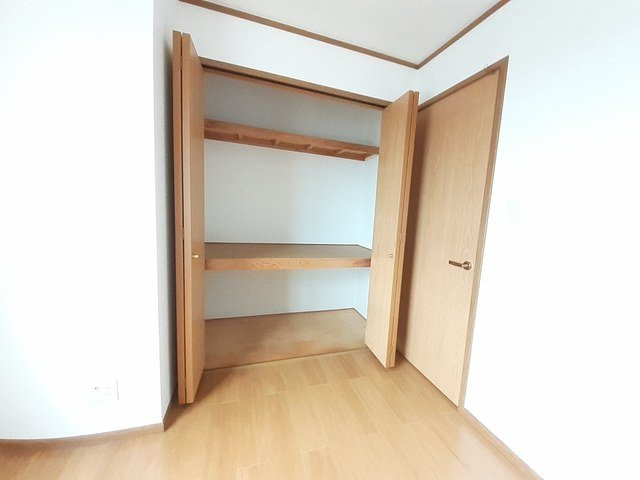 フォレステージＢの収納|こまごまとしたものを収納できそうですね
