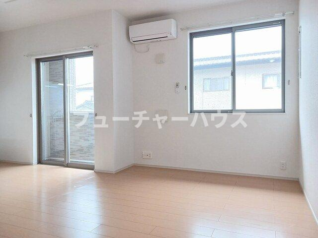 Ｋ・Ｔ　ａｎｇｅⅢの居間・リビング|ゆったりとした居間です