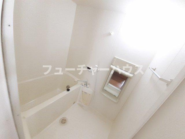 プラティークＢの浴室|ゆったり過ごせるお風呂です