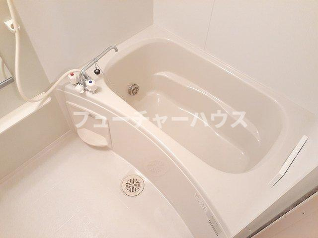 レジデンスＫⅠの浴室|きれいなお風呂です
