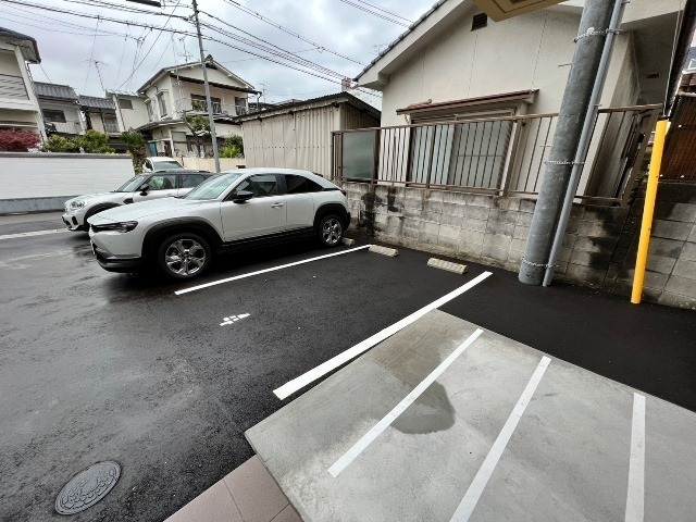 セレナーデ東雲本町の駐車場