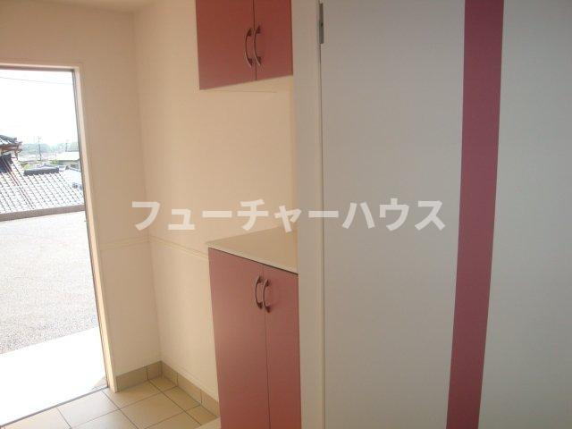 ヴィーヴテソロの玄関|玄関