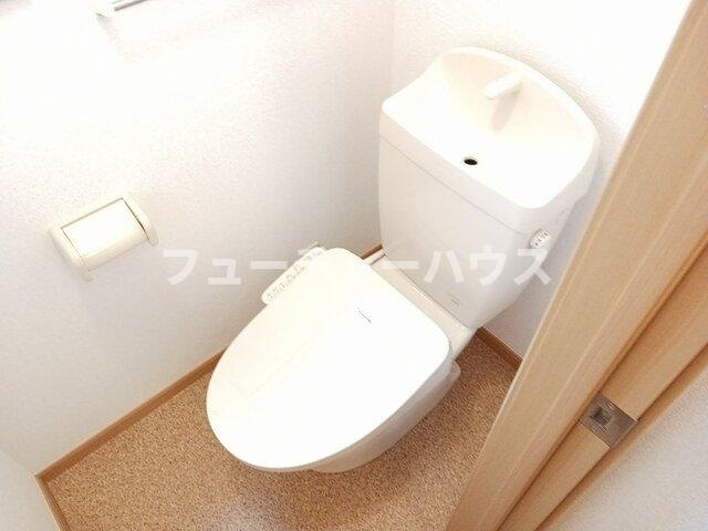 白蔵ⅢＡのトイレ|ゆったりとした空間のトイレです