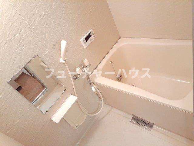 ＢＲＥＥＺＥＨＯＵＳＥＵＳＵＩの浴室|落ち着いた空間のお風呂です