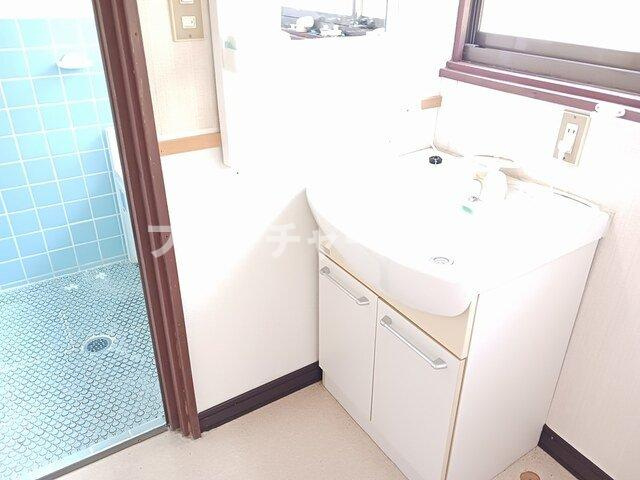 コーポ原の内の洗面所|広い洗面スペース