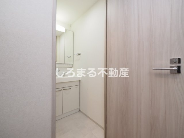 Alivis九条の洗面所