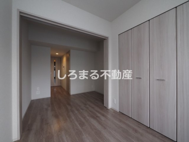 Alivis九条の洋室