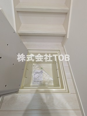 【その他】 | エクラス浜田山 | 床下収納