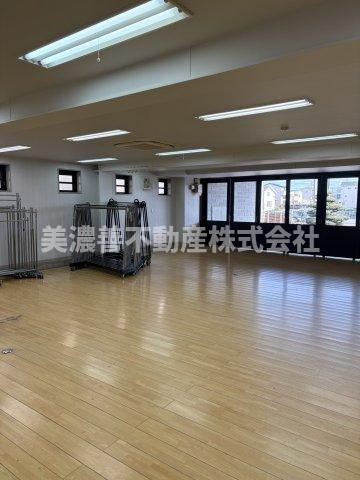 ６６４６０　岐阜市鏡島南事業用倉庫の内装