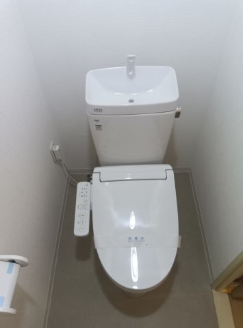グラーノ芦屋のトイレ|ゆったりとした空間のトイレです
