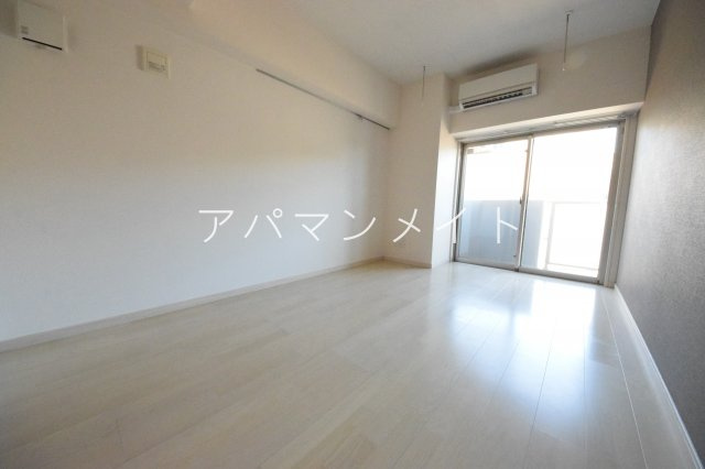 【居間・リビング】 | メゾン青空東戸塚 | ゆったり過ごせるリビングです