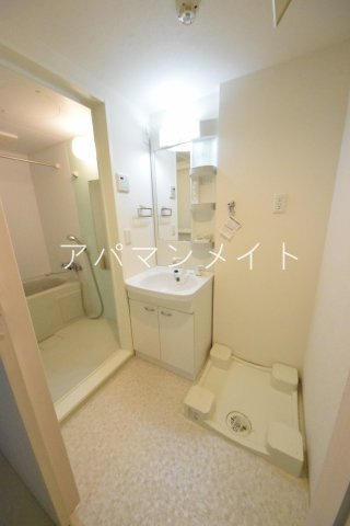 【設備】 | メゾン青空東戸塚 | 室内洗濯機置場です