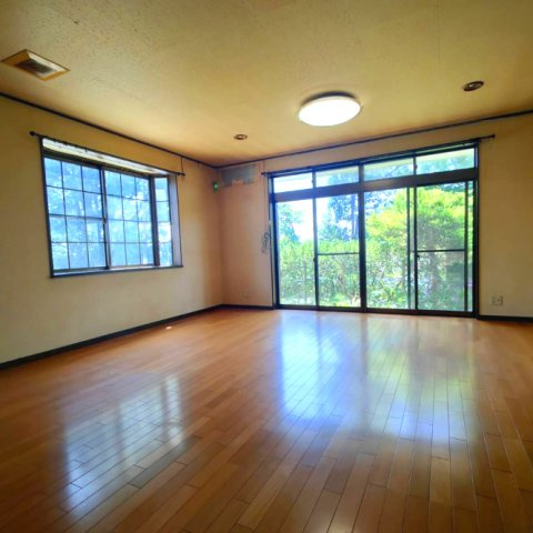 中古戸建　野田市上花輪の居間・リビング