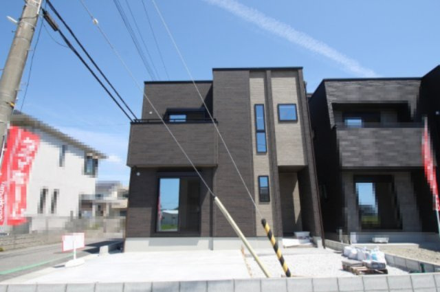 南国市大そね甲　4号棟　新築戸建（全5区画）