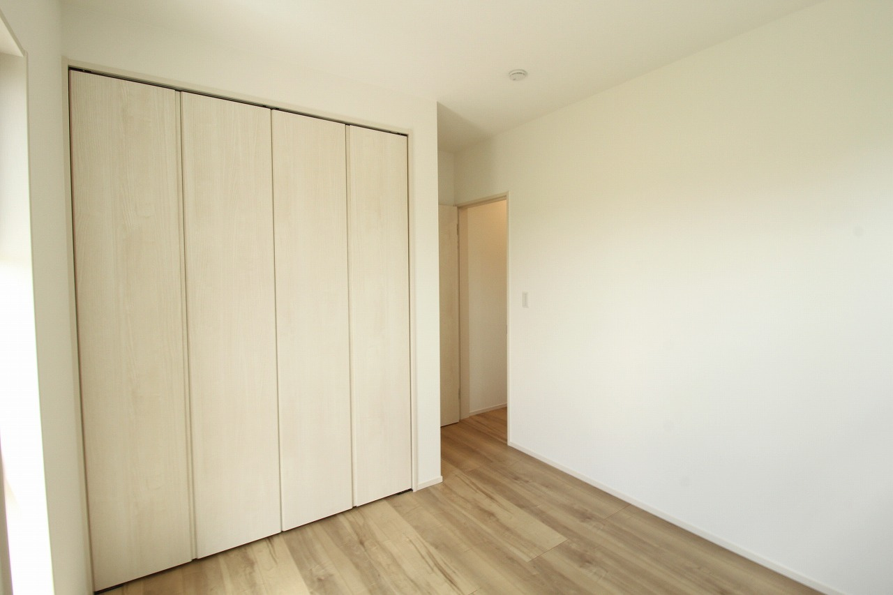 南国市大そね甲　4号棟　新築戸建（全5区画）の洋室|2Ｆ　南東の部屋　5.0帖