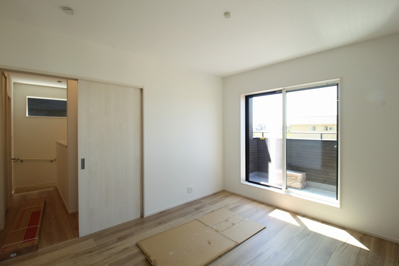 南国市大そね甲　4号棟　新築戸建（全5区画）の洋室|2Ｆ　南西の部屋　7.0帖