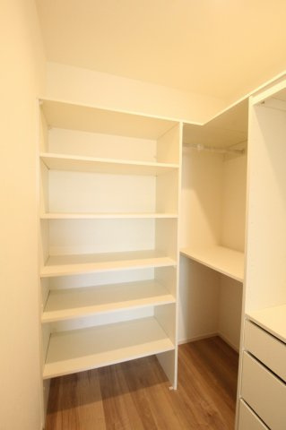 南国市大そね甲　4号棟　新築戸建（全5区画）の収納|2Ｆ　南西の部屋　7.0帖