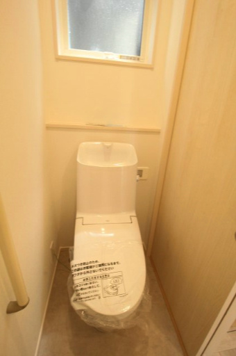 南国市大そね甲　4号棟　新築戸建（全5区画）のトイレ