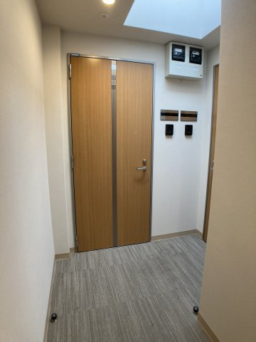 レジデンス横網の玄関