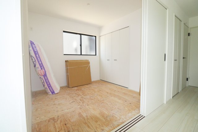 郡山市富田町字前川原　　　２号棟　　　富田小学校、富田中学区の和室