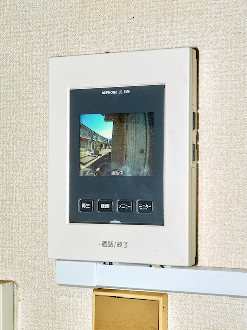 タウンハウス北別府2のセキュリティ|カラーモニター付インターホン