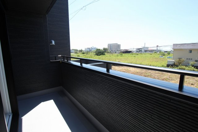南国市大そねⅥ　5号棟　新築戸建（全5区画）のバルコニー|2Ｆ　西の部屋　7.0帖