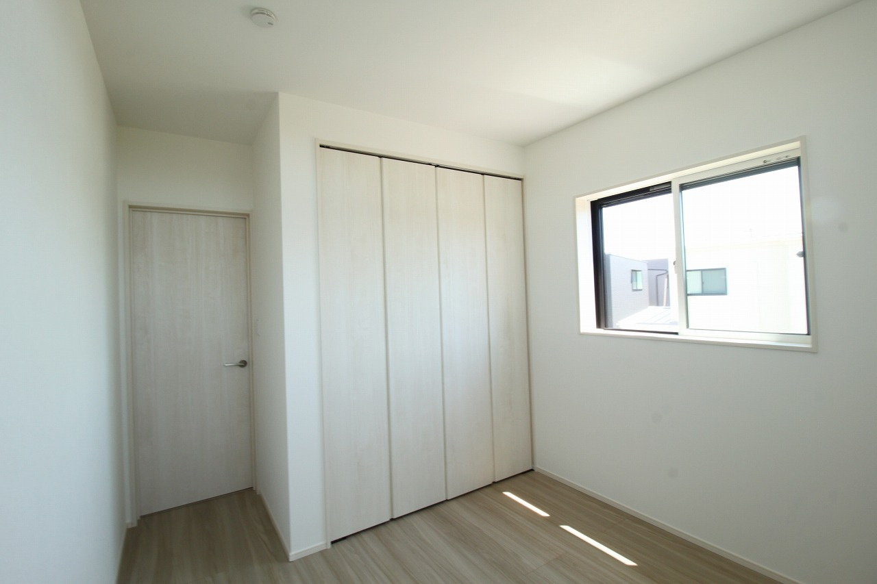 南国市大そねⅥ　5号棟　新築戸建（全5区画）の洋室|2Ｆ　南東の部屋　5.0帖