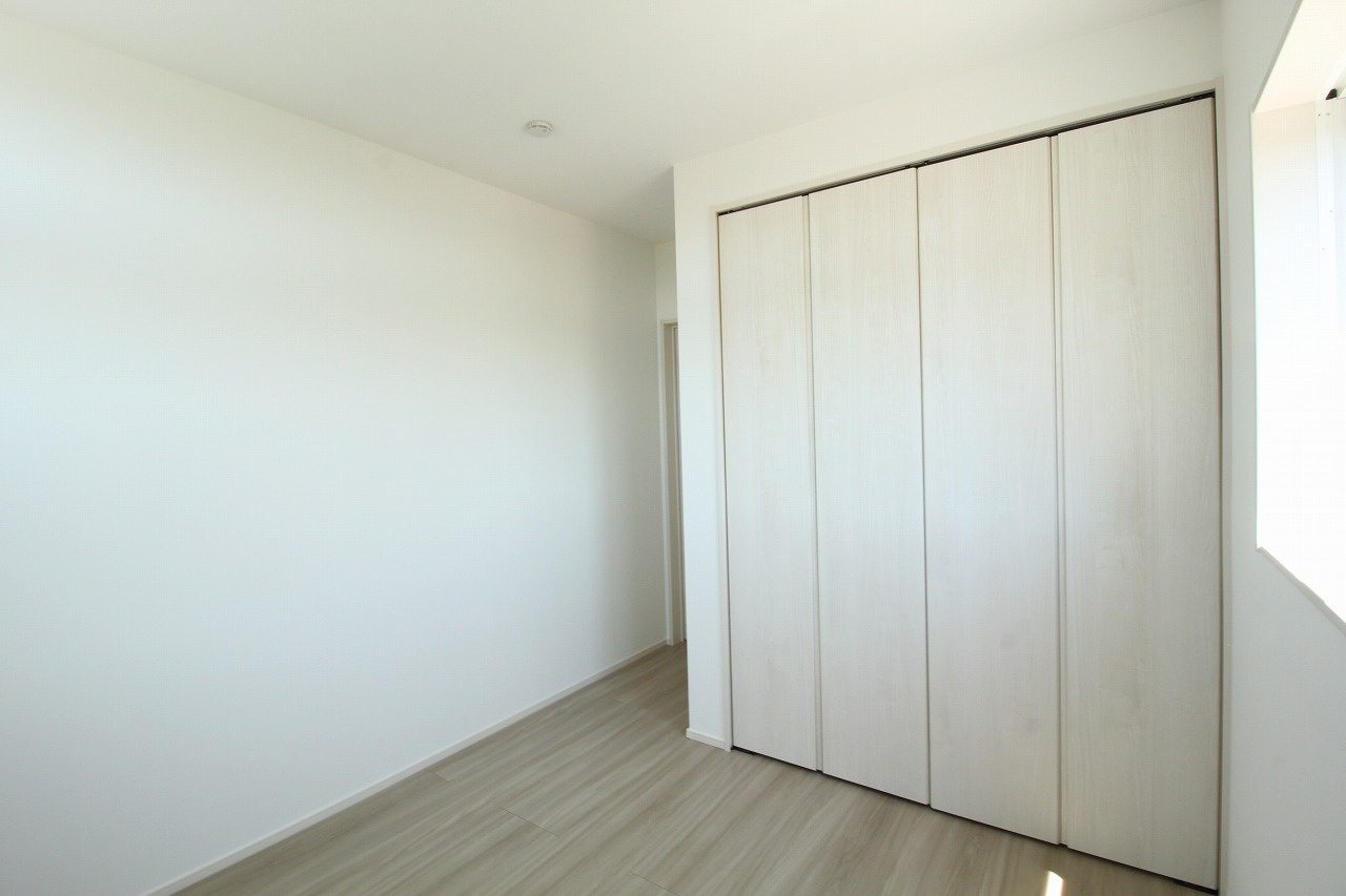 南国市大そねⅥ　5号棟　新築戸建（全5区画）の洋室|2Ｆ　南東の部屋　5.0帖