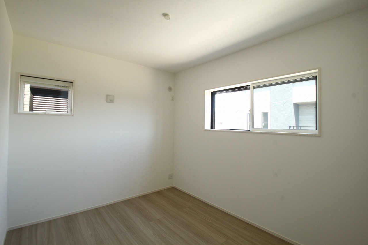 南国市大そねⅥ　5号棟　新築戸建（全5区画）の洋室|2Ｆ　北の部屋　5.7帖
