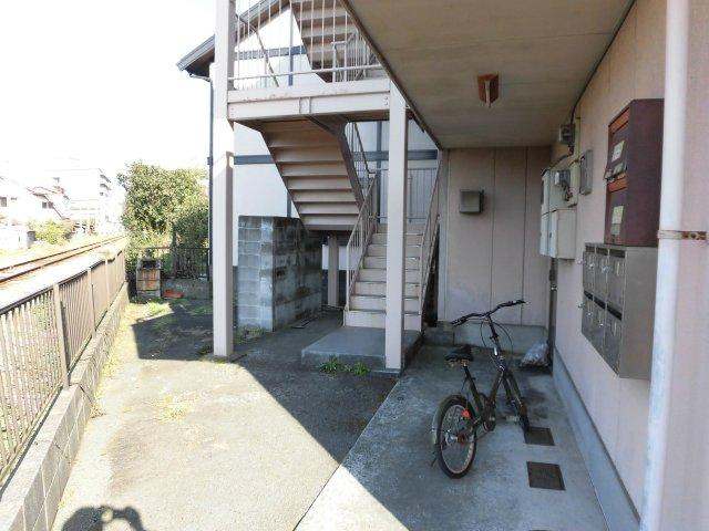 オアシスビル【キャッシュバック対象】のエントランス|ゆとりのあるエントランスです
