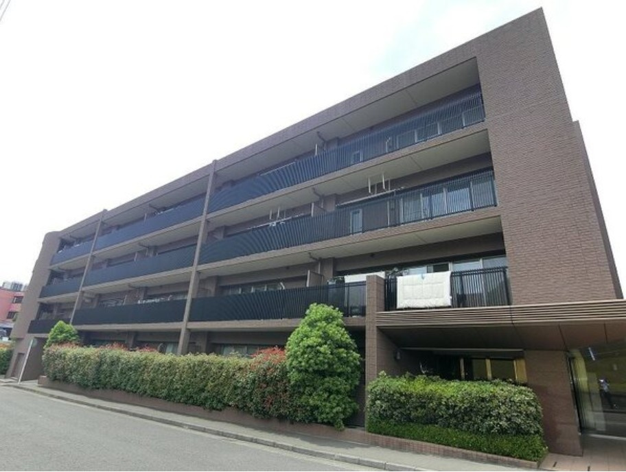 川崎市麻生区南黒川の賃貸マンションの外観