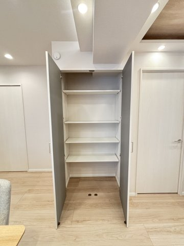 ジョイフル門前仲町第1　２階　角部屋　リフォーム済の収納