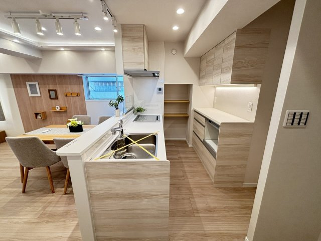 ジョイフル門前仲町第1　２階　角部屋　リフォーム済のキッチン