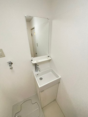 甲東イーストマンションの洗面所