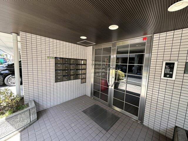 ＹＭＯ駒沢のエントランス