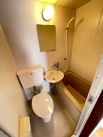 シャトー甲陽の浴室