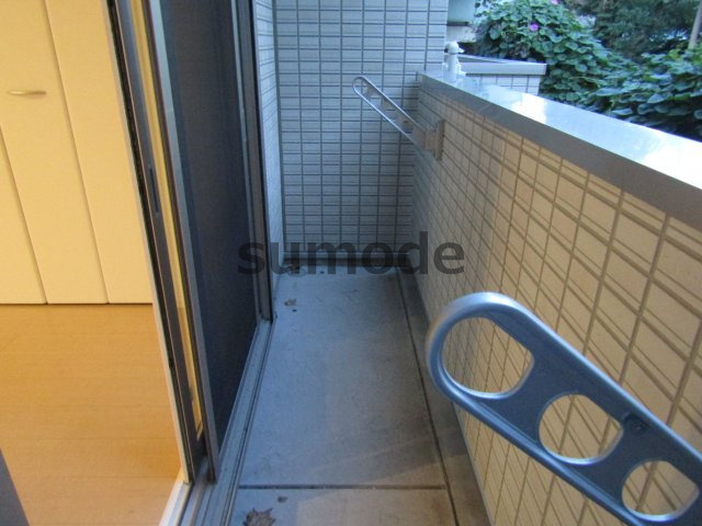 アロッジオヒカリ大手町のバルコニー