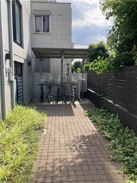 Ｓ－ＦＯＲＴ駒沢大学のエントランス