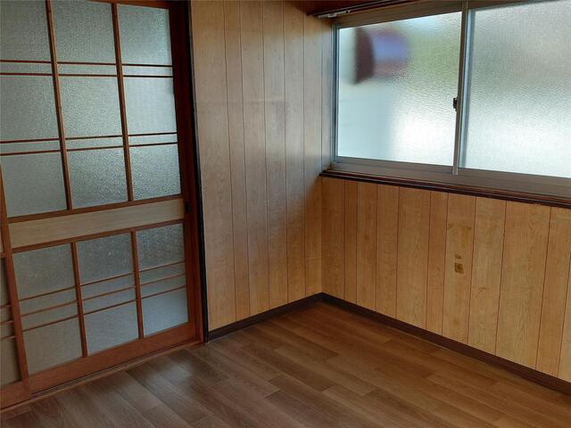 財光寺中ノ原貸家の内装