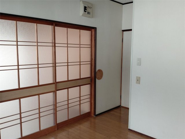財光寺中ノ原貸家の内装