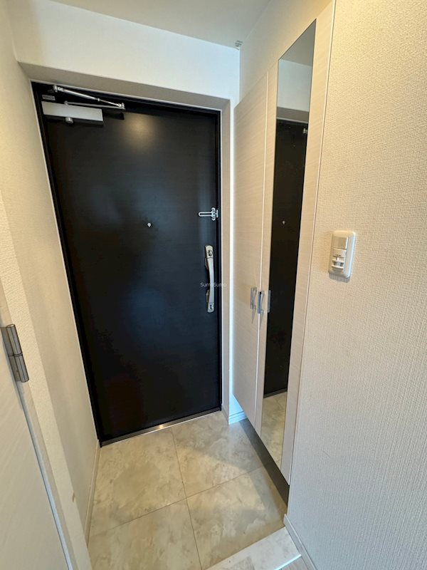W-STYLE難波の玄関