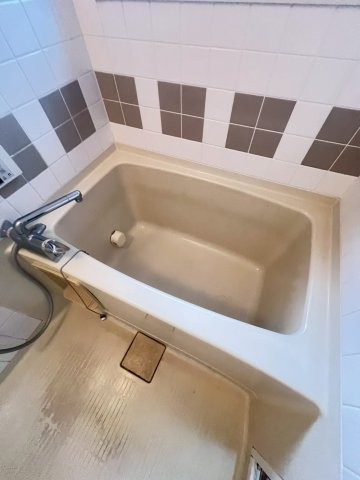 ハイツ小町の浴室