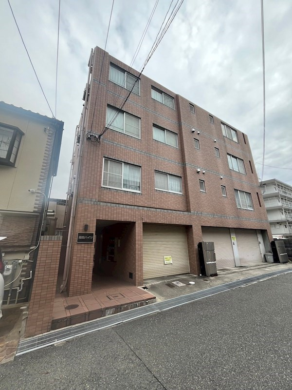 坂田ハイツの外観