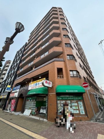 朝日プラザ湊川の外観
