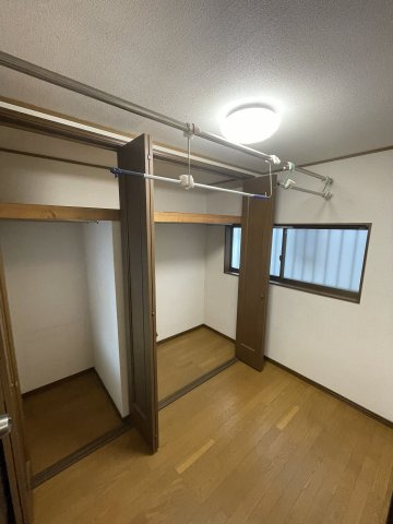 戎町6丁目戸建の収納