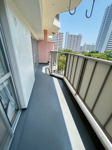 UR武庫川 28号棟のバルコニー
